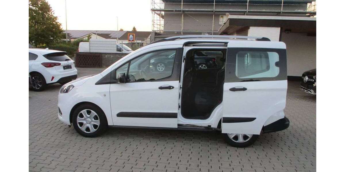 Ford Tourneo Courier 147.110 km 10.599 € Babenhausen 64832