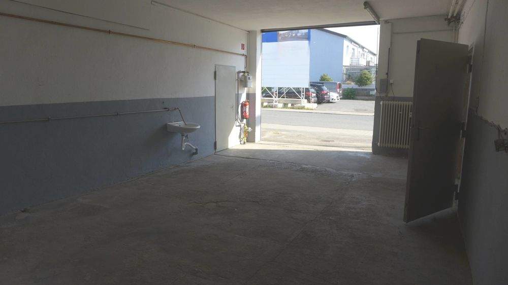 Beheizbare Lagerhalle mit Büro, Ausstellungs- und Verkaufsfläche in Groß-Gerau zimmer