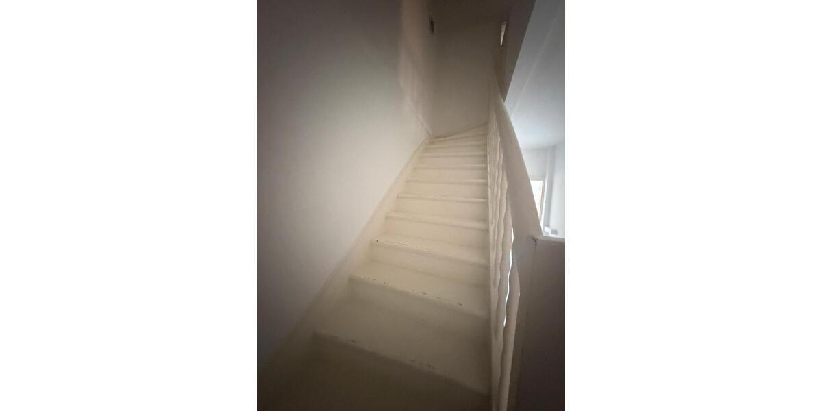 Reihenhaus Ronneburg - 4 Zimmer, 152 m&sup2;, 1.900&euro; | Angebot:25367731