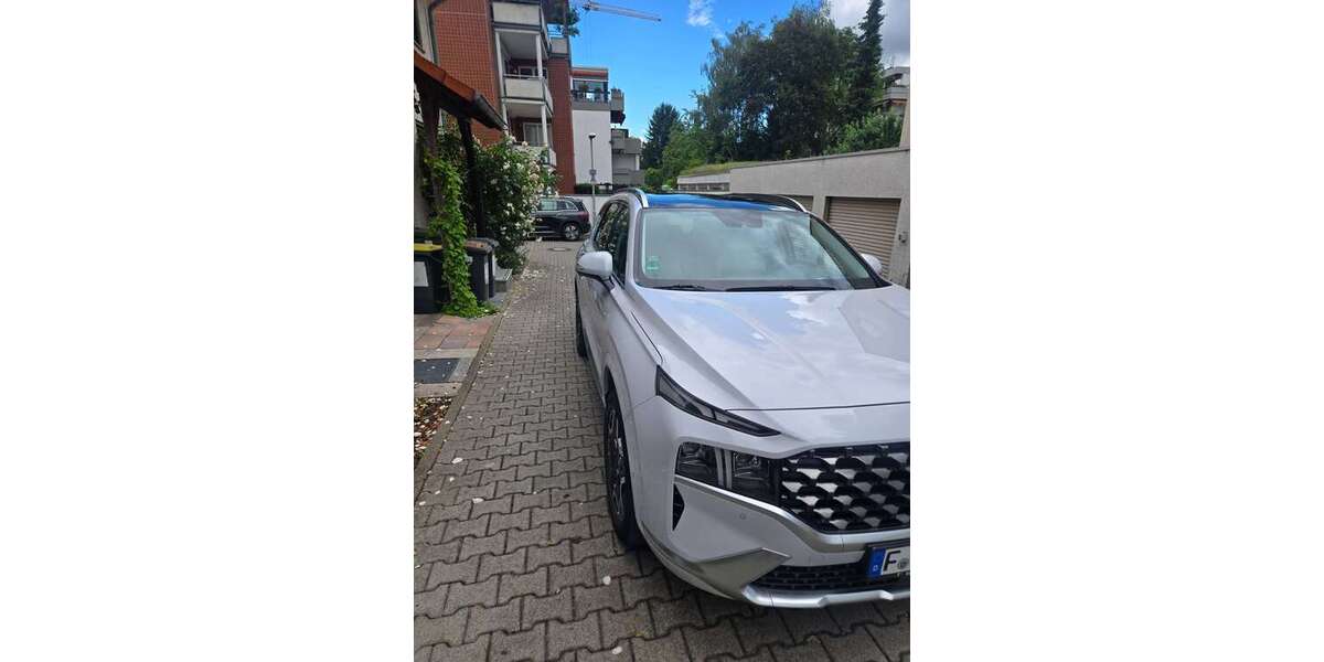 Hyundai SANTA FE 110.000 km 26.200 &euro; Frankfurt am Main, Stadt 60598
