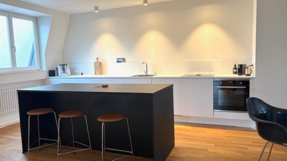 Dachgeschoßwohnung Frankfurt am Main Innenstadt 1 - 2.5 Zimmer, 102 m&sup2;, 2.590&euro; | Angebot:25432474