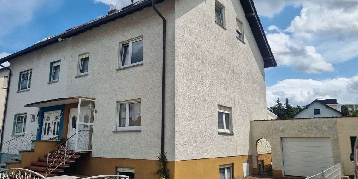Haus zum Kaufen in Bruchköbel 520.000 € 150 m² 8 zimmer
