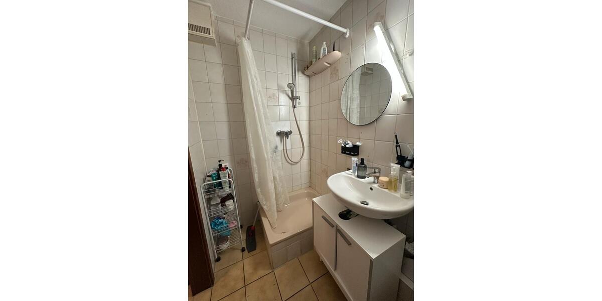 Dachgeschoßwohnung Frankfurt am Main Unterliederbach - 1 Zimmer, 30 m&sup2;, 650&euro; | Angebot:26429905