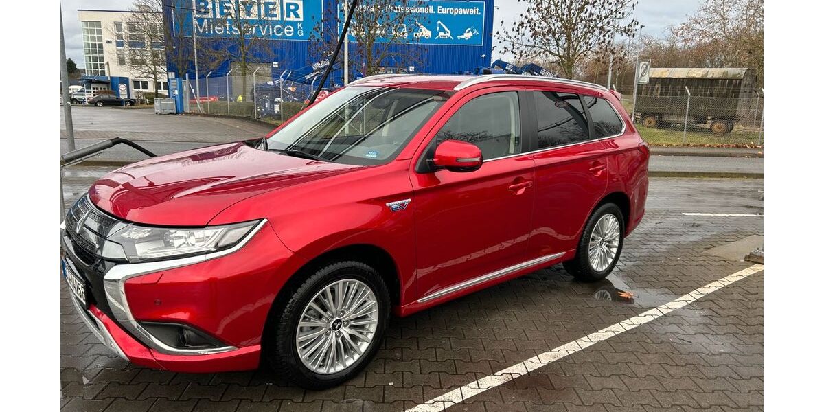 Mitsubishi Outlander 39.000 km 20.499 &euro; Rüsselsheim 65428