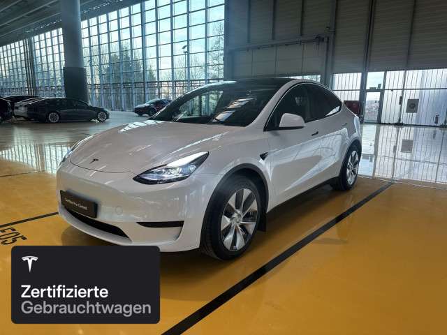 Tesla Model Y 26.671 km 37.400 &euro; Hanau 63457