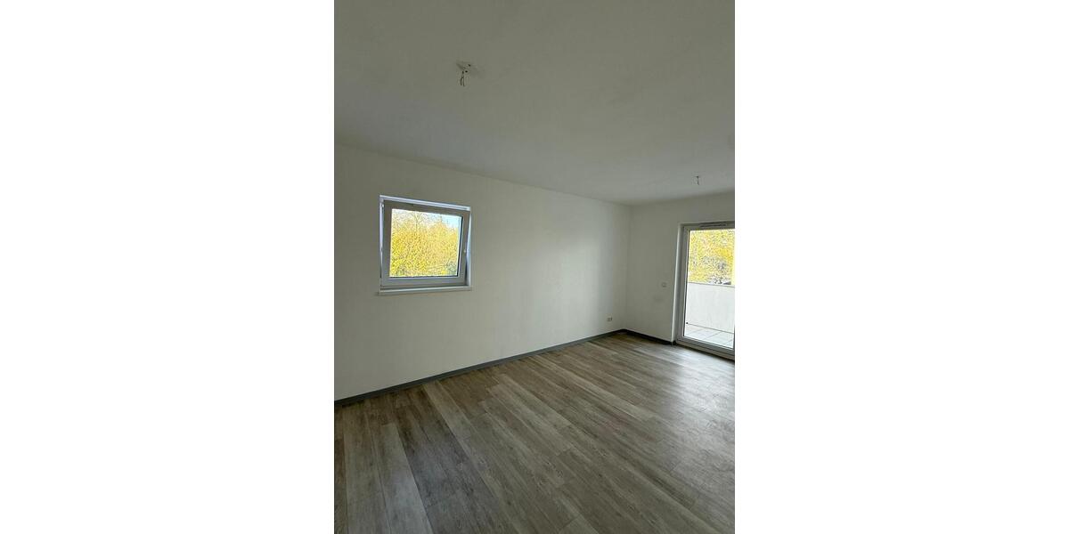 Etagenwohnung Hanau - 4 Zimmer, 112 m&sup2;, 1.250&euro; | Angebot:25418532