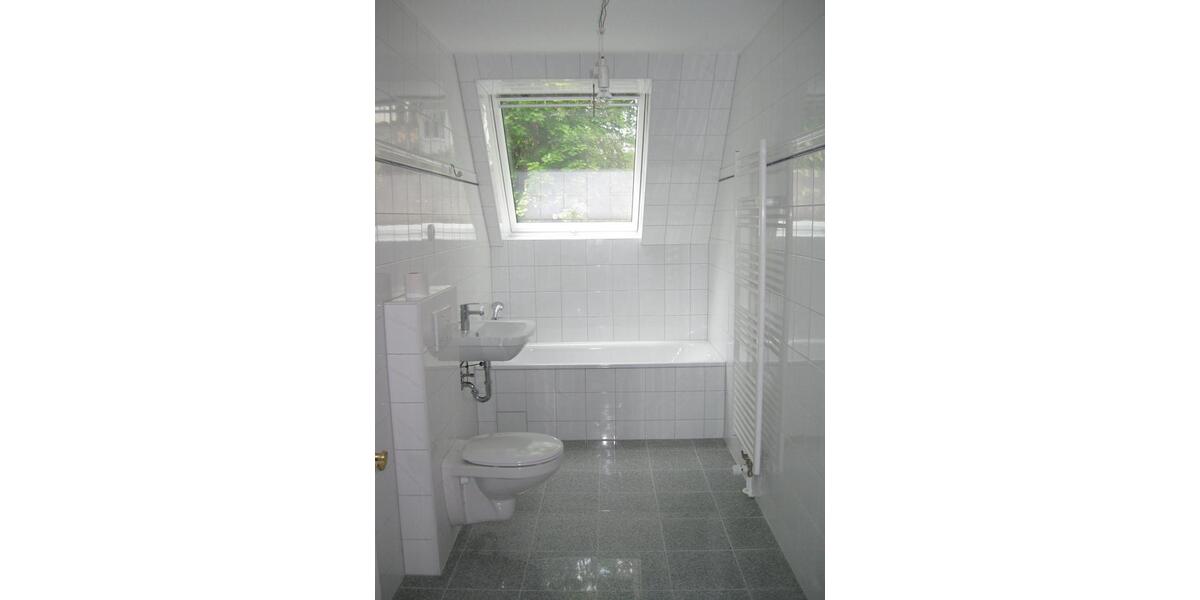 Dachgeschoßwohnung Königstein im Taunus - 3.5 Zimmer, 98 m&sup2;, 1.520&euro; | Angebot:26412943