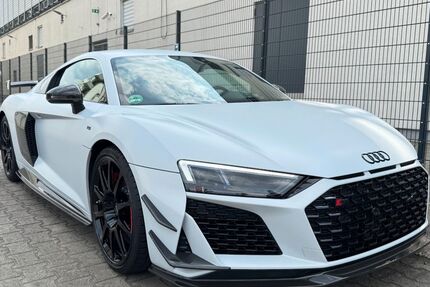 Audi R8 1.677 km 248.950 € Frankfurt/M 65933