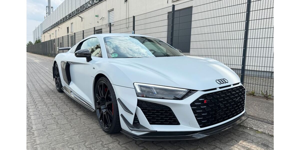 Audi R8 1.677 km 248.950 &euro; Frankfurt/M 65933