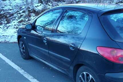 Peugeot 206 156.000 km 2.200 &euro; Kelkheim (Taunus) 65779