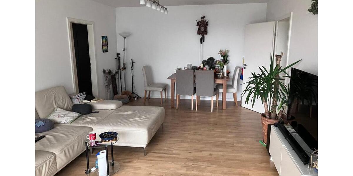 Etagenwohnung Frankfurt am Main Nord-Ost - 3 Zimmer, 82 m&sup2;, 1.150&euro; | Angebot:25632932