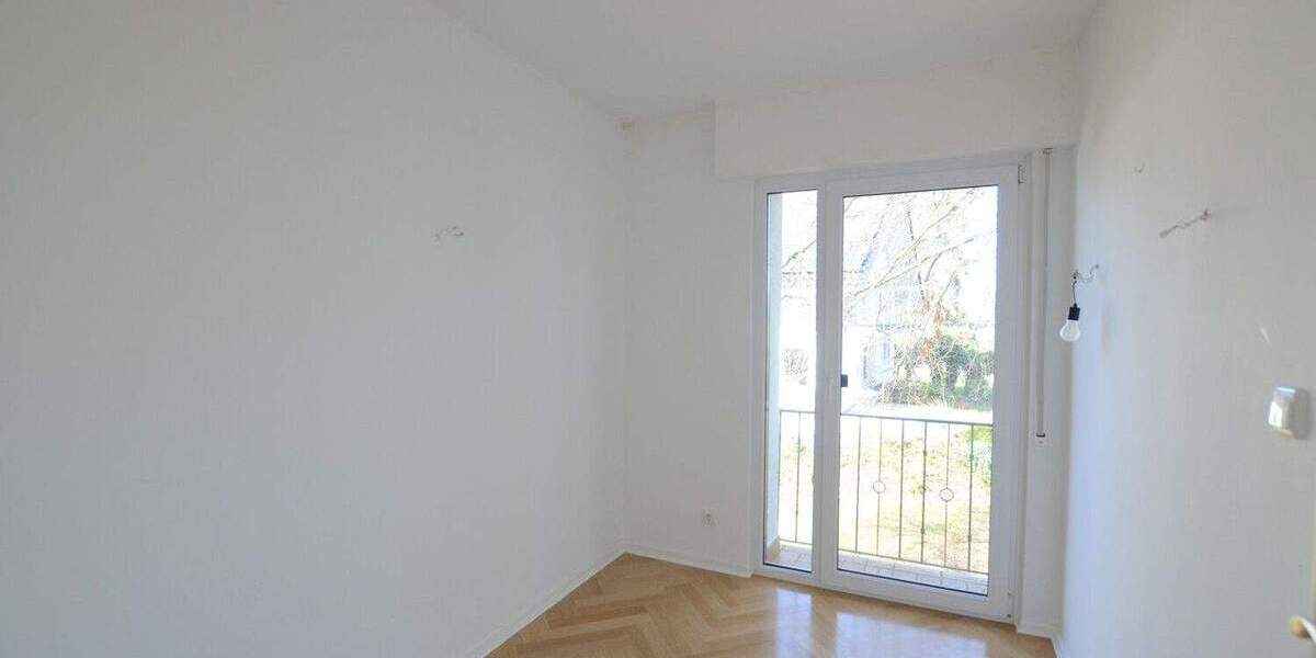 Einfamilienhaus Eschborn Niederhöchstadt - 5 Zimmer, 144 m&sup2;, 2.600&euro; | Angebot:25698554