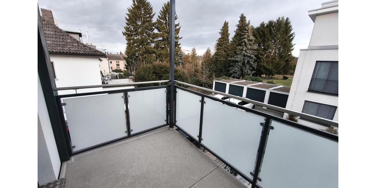 Dachgeschoßwohnung Frankfurt am Main Oberrad - 2 Zimmer, 62 m&sup2;, 1.450&euro; | Angebot:25405864