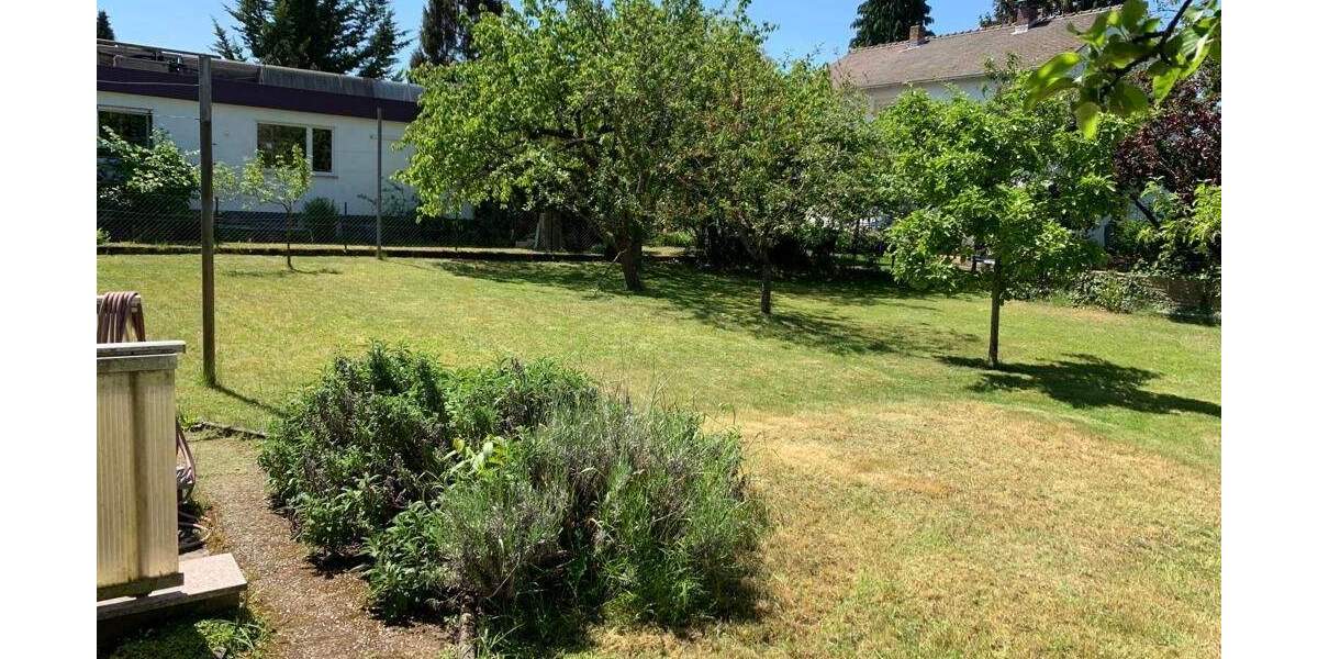 Bungalow mit großem Grundstück zimmer