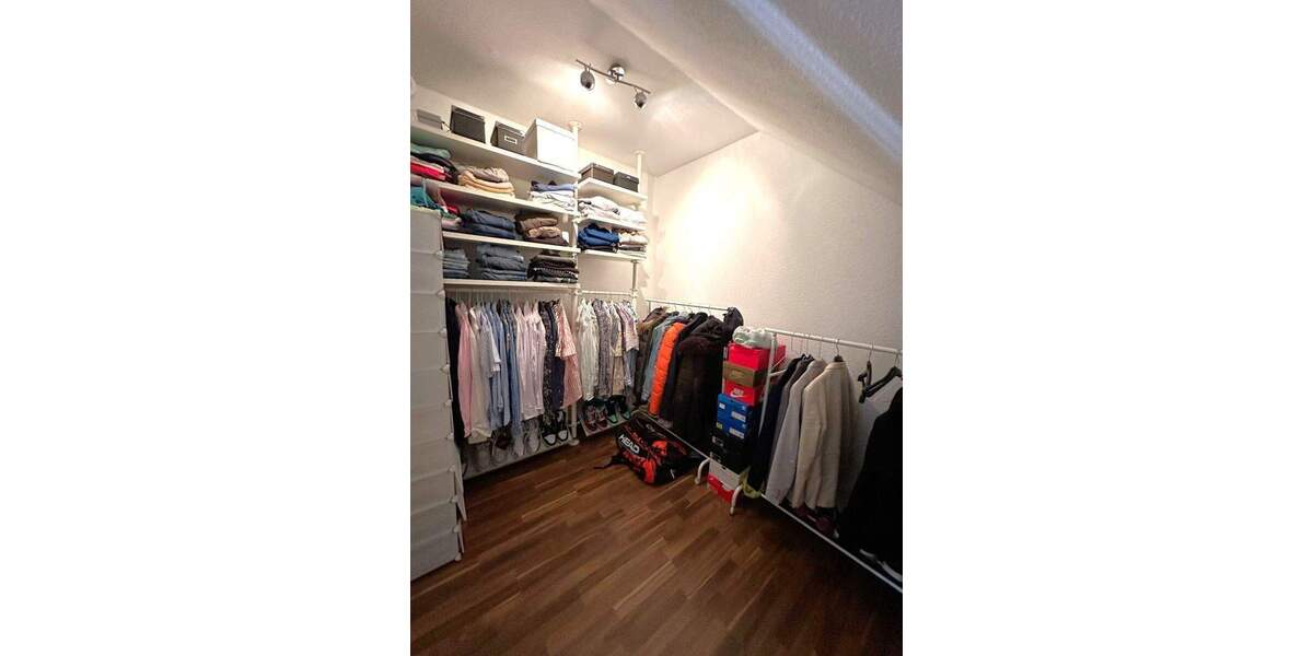 Einfamilienhaus Nidderau Eichen - 5 Zimmer, 180 m&sup2;, 599.000&euro; | Angebot:25733555