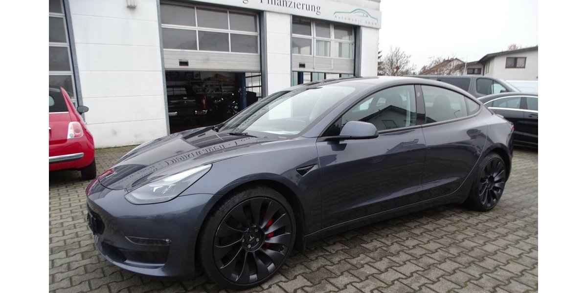 Tesla Model 3 Performance 38.031 km 31.490 &euro; Rodgau 63110