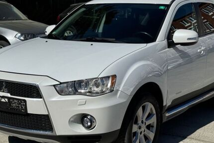 Mitsubishi Outlander 261.000 km 3.999 &euro; Frankfurt am Main 60386