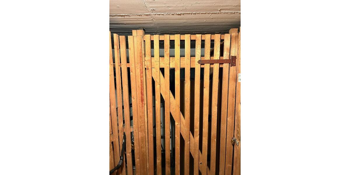 Etagenwohnung Frankfurt am Main Niederrad - 2 Zimmer, 44 m&sup2;, 220.000&euro; | Angebot:25080353