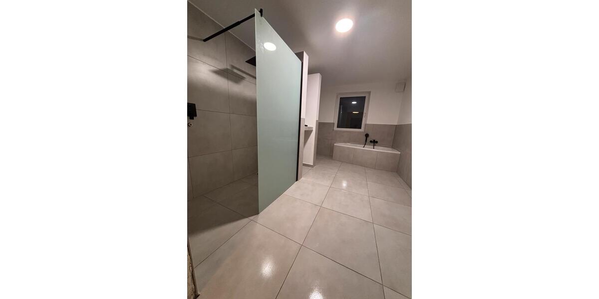 Doppelhaushälfte Florstadt - 3.5 Zimmer, 100 m&sup2;, 1.250&euro; | Angebot:25441074