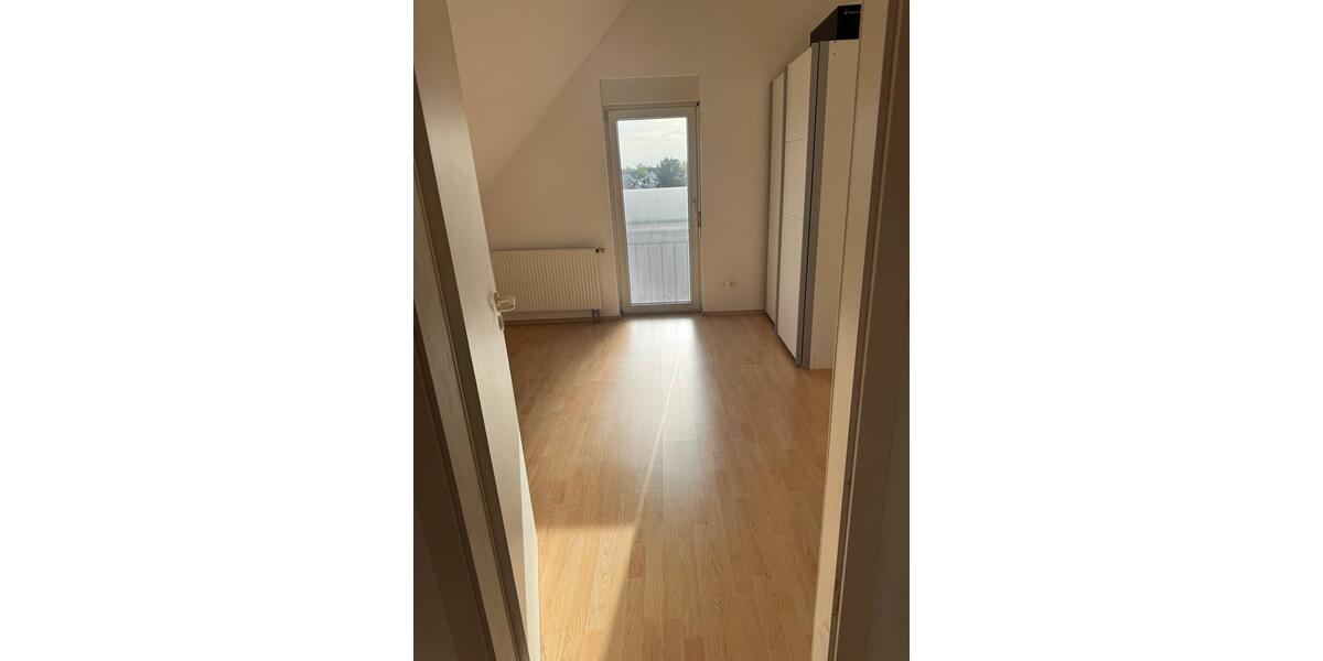 Maisonettenwohnung Griesheim - 2.5 Zimmer, 73 m&sup2;, 1.200&euro; | Angebot:26424110