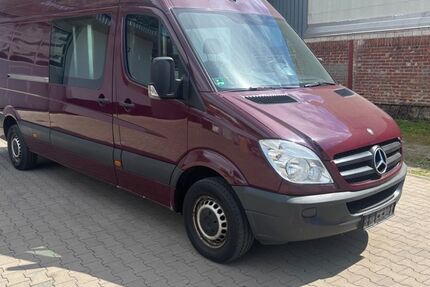 Mercedes-Benz Sprinter 321.002 km 10.650 &euro; Frankfurt am Main 60388