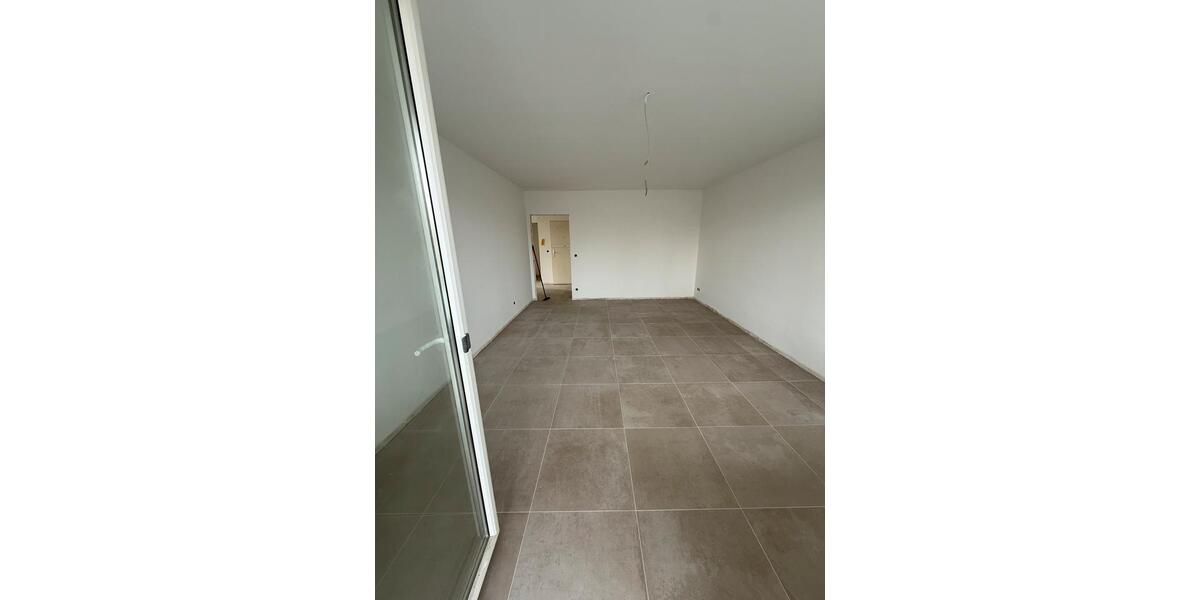 Exklusive 3-Zimmer-Wohnung mit Balkon – Erstbezug nach Sanierung 3 zimmer