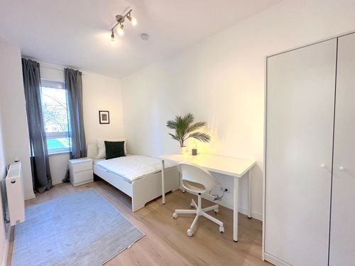 Etagenwohnung Frankfurt am Main Nord-West - 1 Zimmer, 15 m&sup2;, 545&euro; | Angebot:25234294