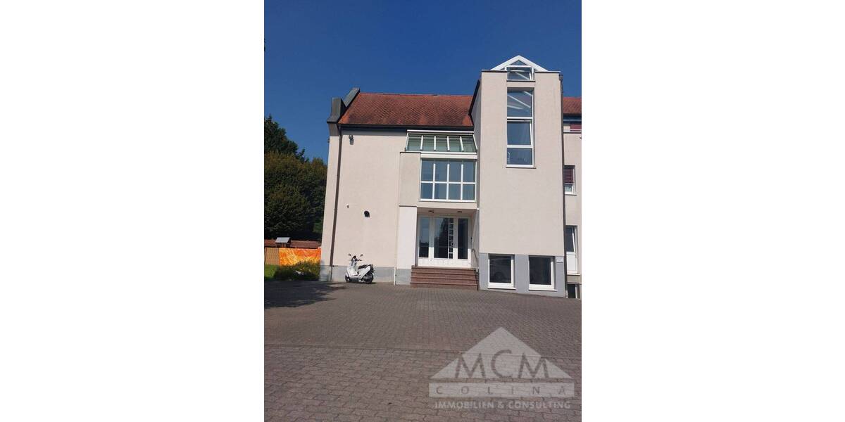 Gewerbeobjekt Frankfurt am Main / Niederursel Niederursel - 8 Zimmer, 236 m&sup2;, 2.500&euro; | Angebot:23986423