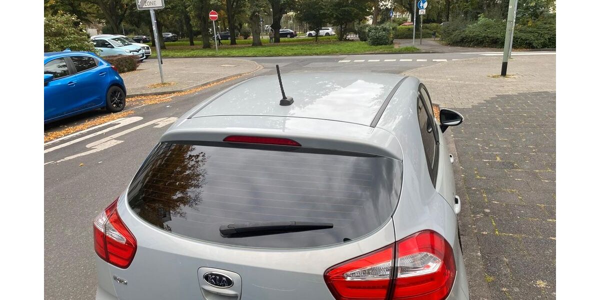 Kia Rio 222.000 km 3.000 &euro; offenbach 63071