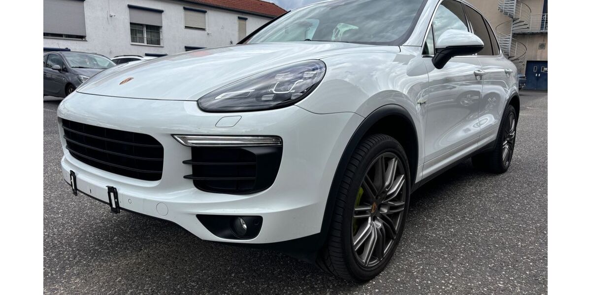 Porsche Cayenne 199.995 km 23.950 &euro; Neu Isenburg 63263