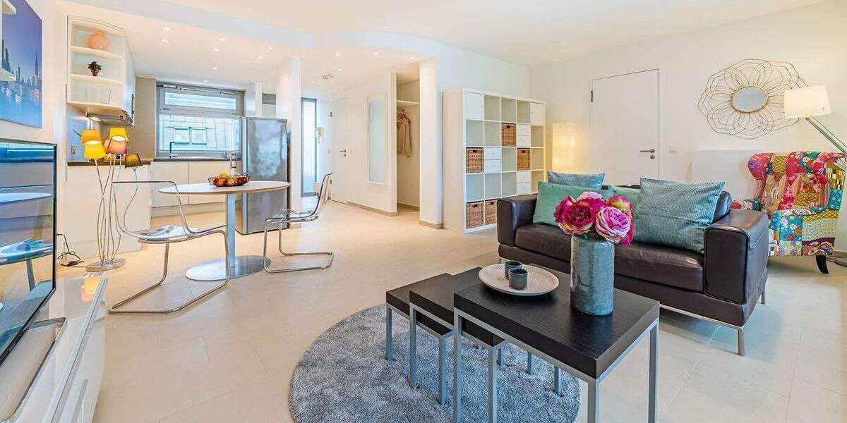 Etagenwohnung Frankfurt am Main Bahnhofsviertel - 2 Zimmer, 65 m&sup2;, 2.340&euro; | Angebot:24593862