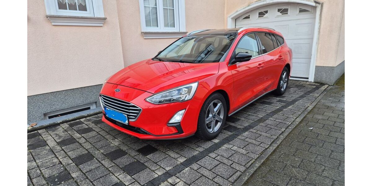 Ford Focus 121.000 km 10.390 &euro; Griesheim 64347