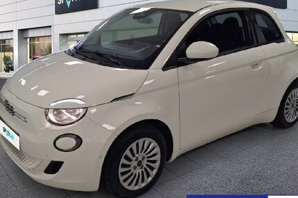 Fiat 500e 11.748 km 19.890 &euro; Frankfurt 60314