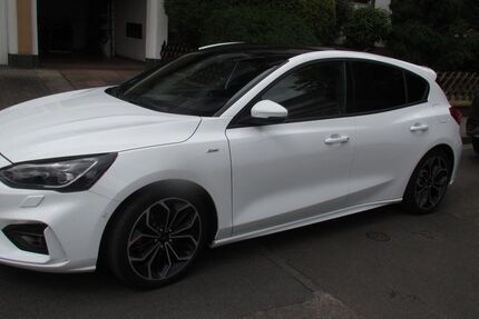 Ford Focus 128.000 km 8.500 &euro; Maintal 63477
