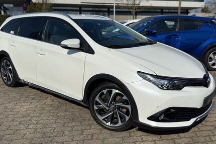 Toyota Auris 340.569 km 7.700 &euro; Hanau 63452