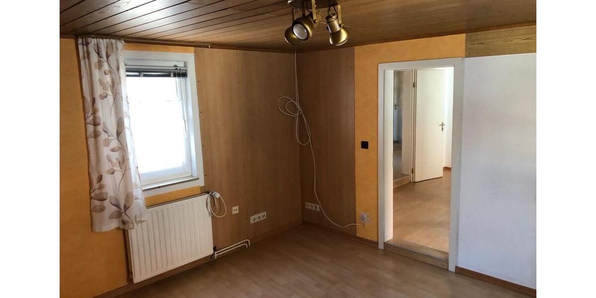 2 Zimmer in 3er WG zu vermieten, Wohnung zentral in Groß-Gerau 2 zimmer