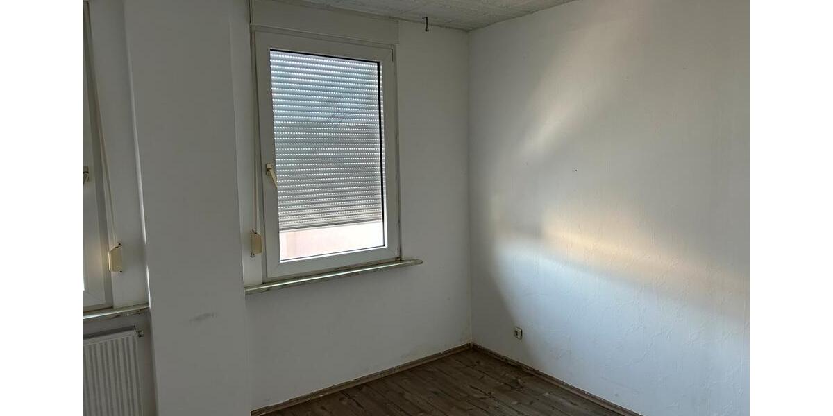 VERMIETUNG VERKAUF KOMPLETTS ANWESEN MIT VIEL POTENZIAL 8 zimmer