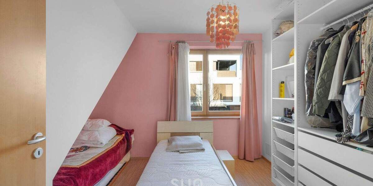 Reihenmittelhaus Frankfurt am Main Kalbach-Riedberg - 6 Zimmer, 160 m&sup2;, 1.150.000&euro; | Angebot:25525603