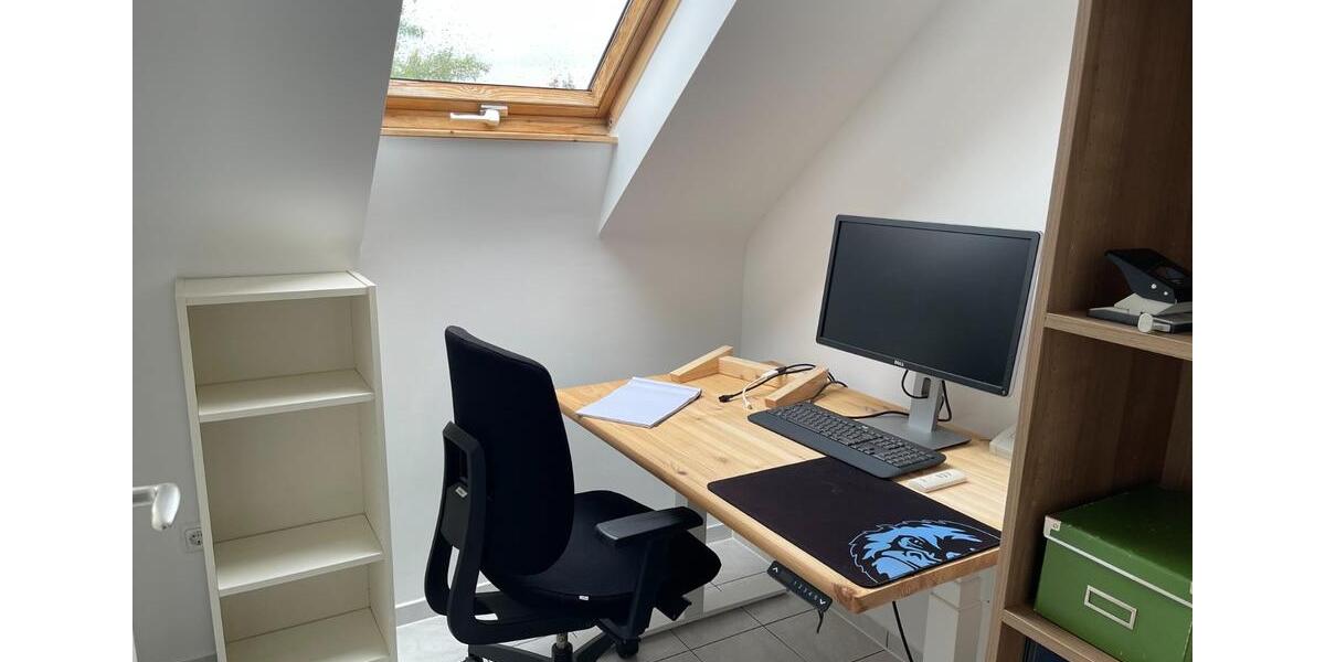 Doppelhaushälfte Hattersheim am Main - 5 Zimmer, 121 m&sup2;, 2.800&euro; | Angebot:25592621