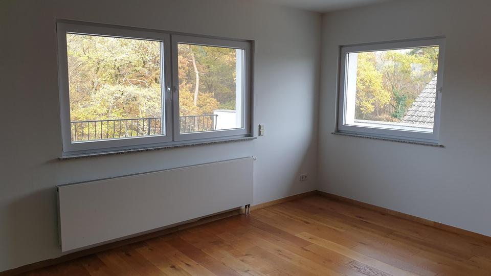 Luxuriöse Penthousewohnung mit Gewerberaum in Heusenstamm am Waldrand und Waldsee 4.5 zimmer