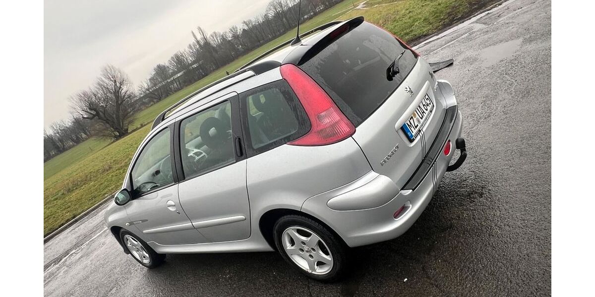 Peugeot 206 223.000 km 1.499 &euro; Sulzbach (Taunus) 65843