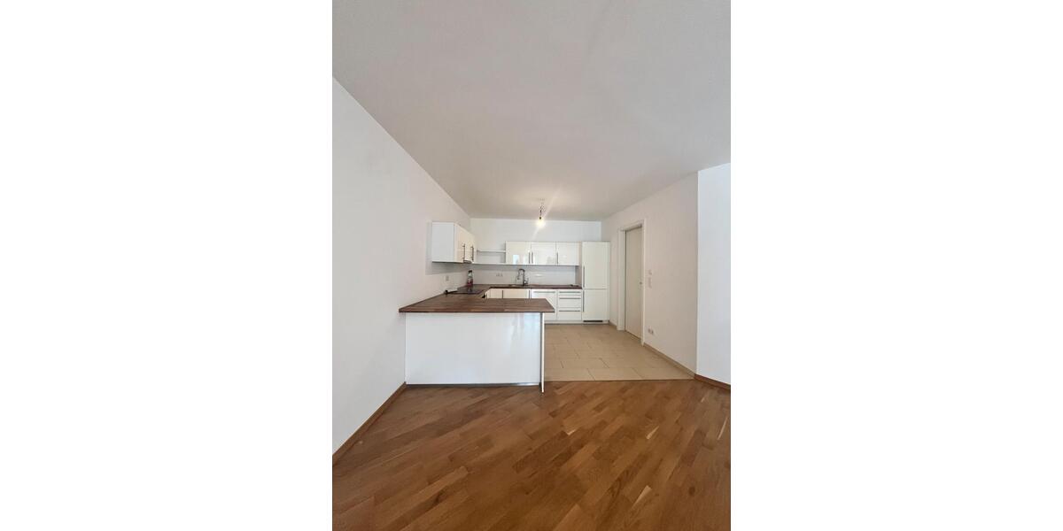 Etagenwohnung Frankfurt am Main Mitte-Nord - 2 Zimmer, 83 m&sup2;, 1.539&euro; | Angebot:26183786
