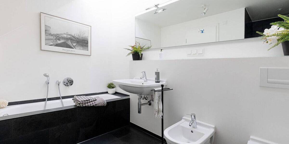 Reihenmittelhaus Frankfurt am Main Praunheim - 5 Zimmer, 165 m&sup2;, 980.000&euro; | Angebot:26796162