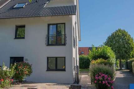 Haus Frankfurt am Main Bonames - 9 Zimmer, 217 m&sup2;, 1.090.000&euro; | Angebot:27385089
