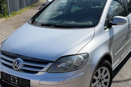 VW Golf Plus 232.000 km 2.600 &euro; Frankfurt am Main 65933