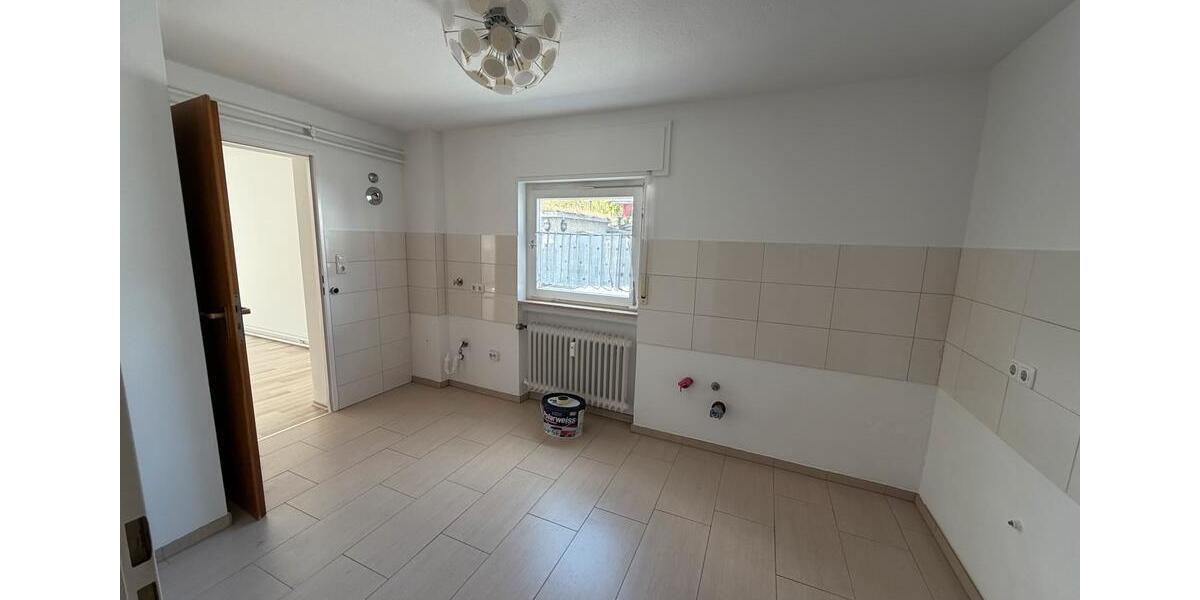 Erdgeschoßwohnung Frankfurt am Main Unterliederbach - 3 Zimmer, 83 m&sup2;, 1.300&euro; | Angebot:26639041