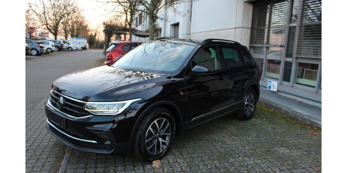 VW Tiguan 85.000 km 26.600 &euro; Rüsselsheim 65428