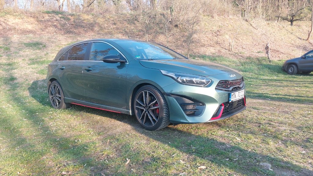Kia ceed / Ceed 25.000 km 26.790 &euro; Eppstein 65817