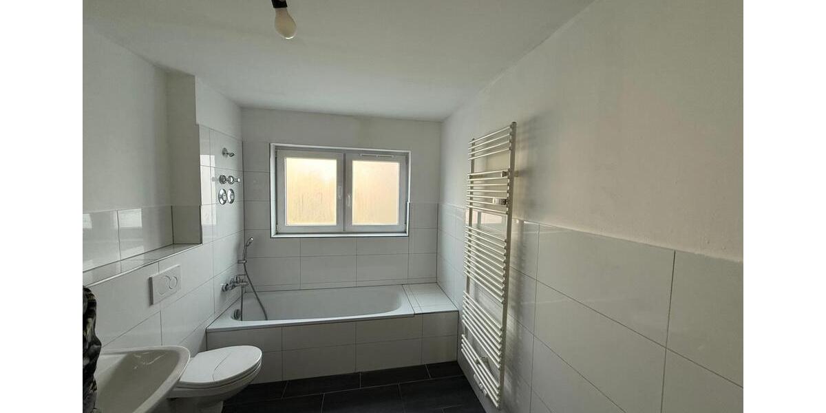 Etagenwohnung Hanau - 4 Zimmer, 112 m&sup2;, 1.250&euro; | Angebot:25418532