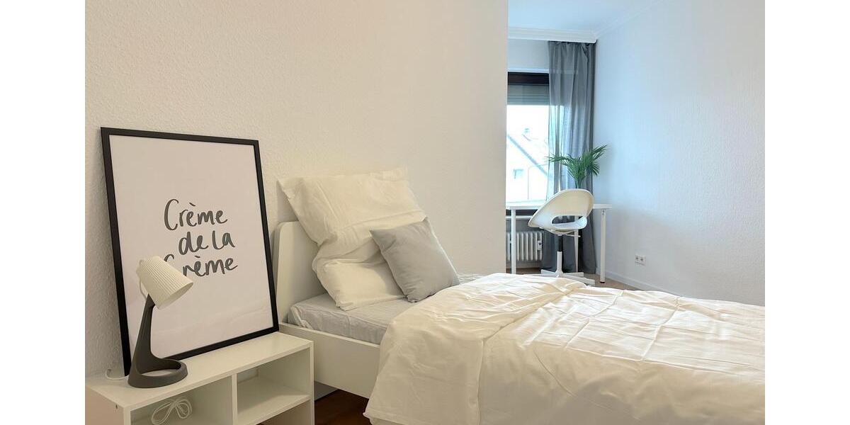 1 Zimmer frei in moderner 3er-WG – Homburger Landstraße 689, Frankfurt am Main! 1 zimmer